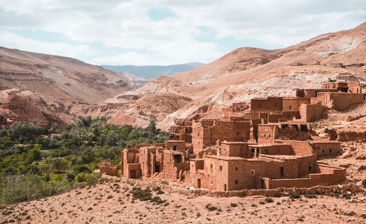 After a few hours on the road of our 10 day road trip to Morocco, we noticed the main road from Marrakech to Ouarzazate was plagued with tour busses and vans. We had seen this road in google maps but hesitated since it was a secondary road with many dirt sections. Finally, we decided to go for it. Best decision of our entire trip. This road let us see traditional Moroccan Berber country side for hours and hours. With roughly 10 cars crossed throughout the entire 6 hour drive, this was the road less travelled by.